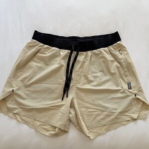 Men’s Rhone 5” Pursuit Short size M